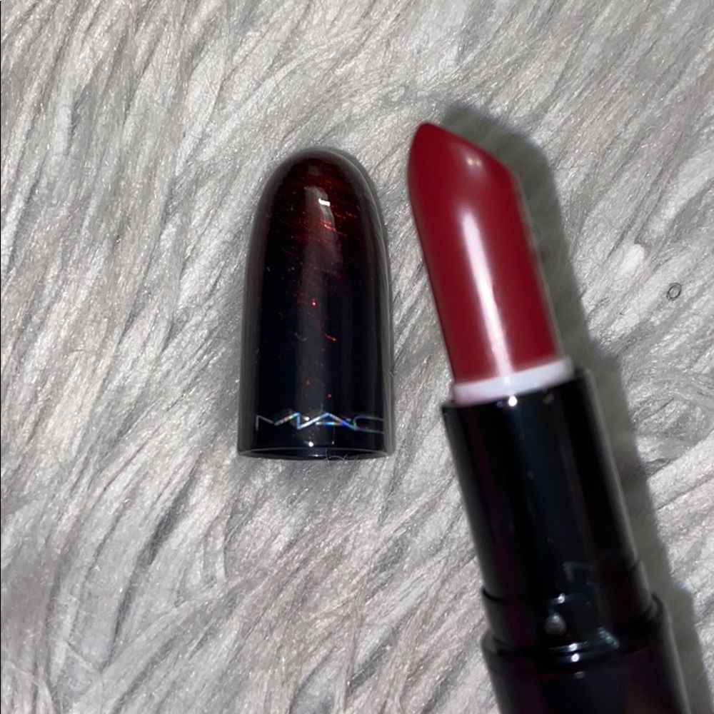 MAC Diva